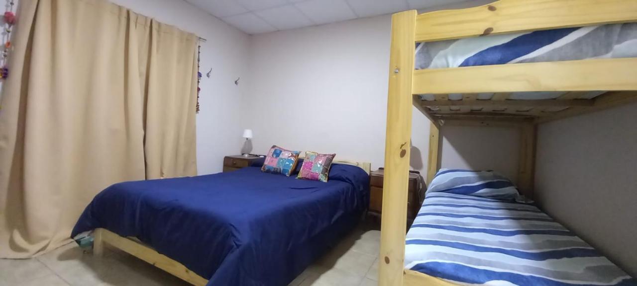 סן רפאל Willy Hostel מראה חיצוני תמונה